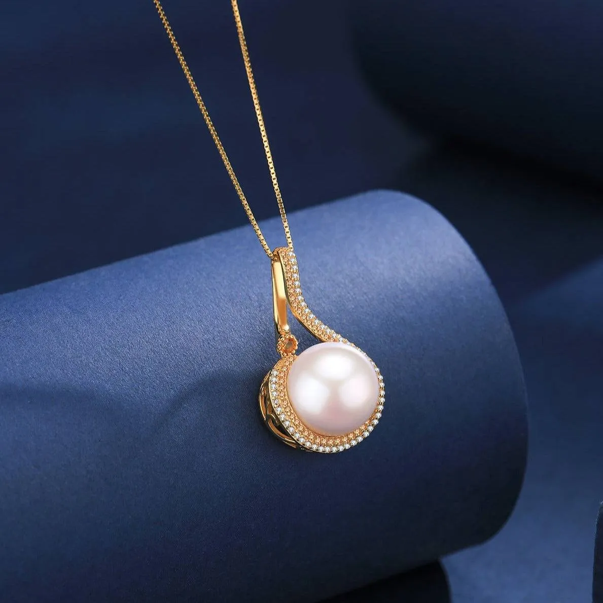 12-13mm Freshwater Pearl Elaine Pendant Necklace