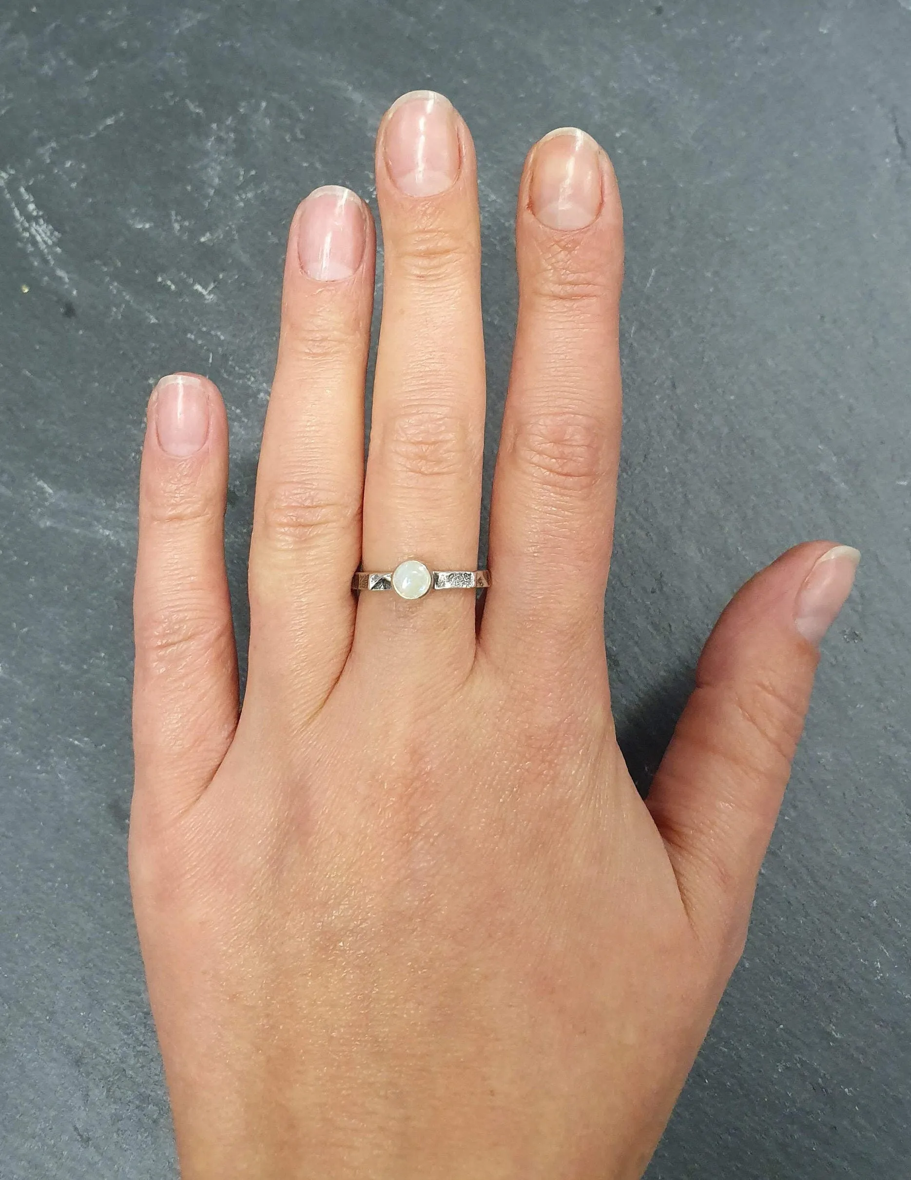 Australian Opal Ring - White Round Ring - Hammered Silver Band