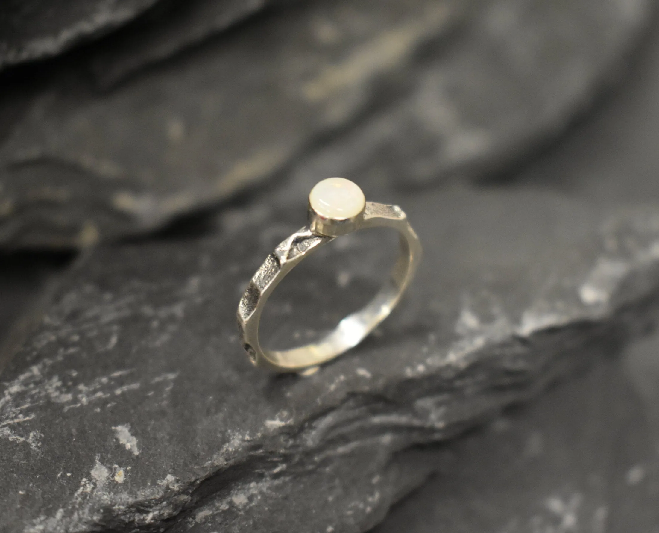 Australian Opal Ring - White Round Ring - Hammered Silver Band
