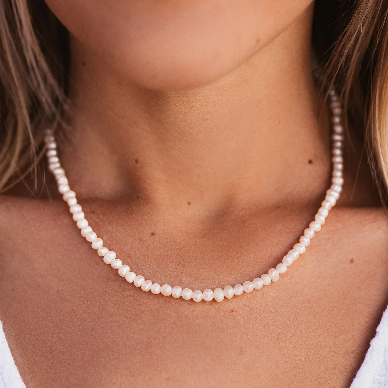 Bitty Freshwater Pearl Choker