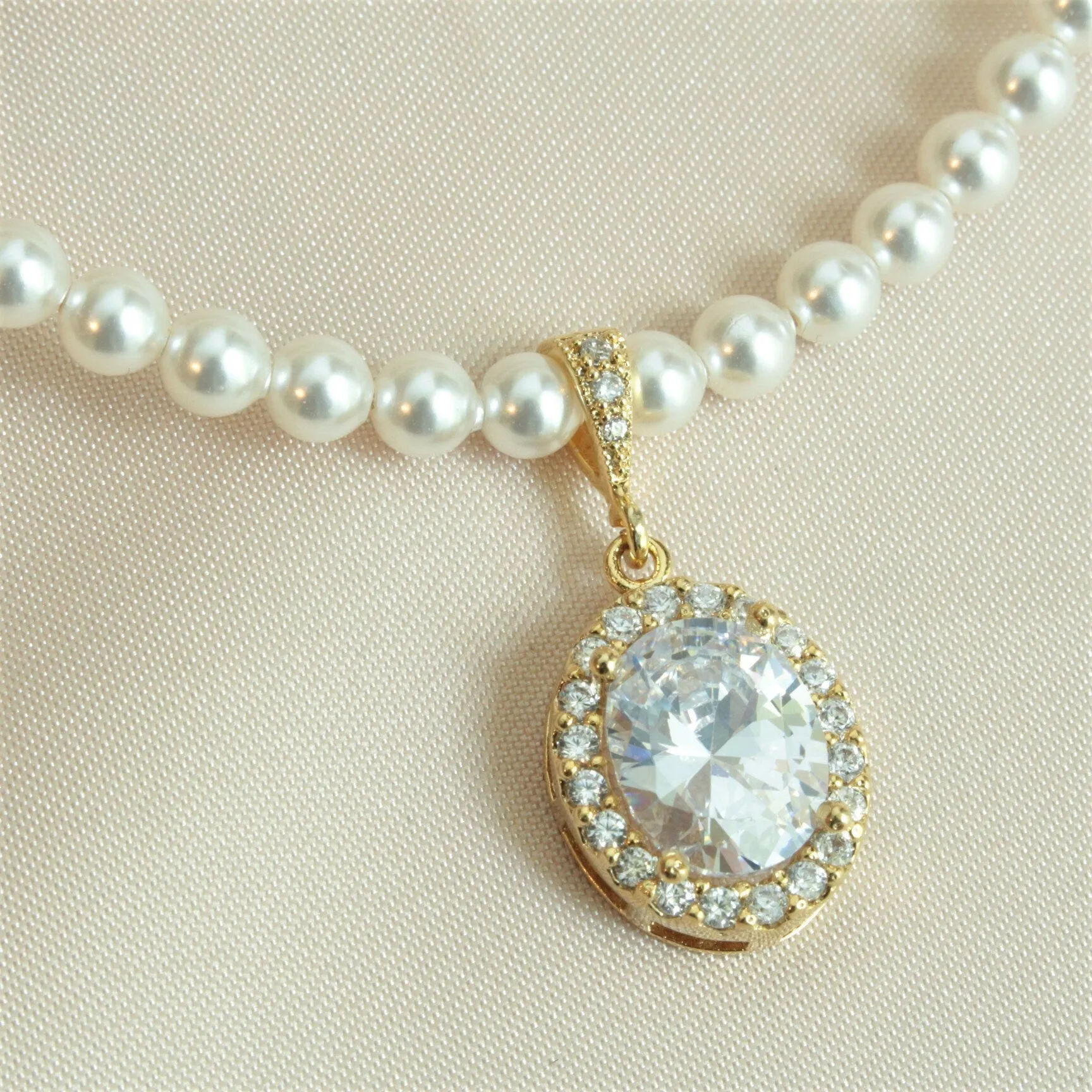 Gold Oval Cubic Zirconia Pearl Necklace