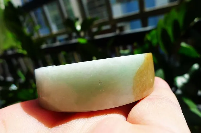 Natural Jade Rough Jadeite Raw (120g,5.5X1.55cm)
