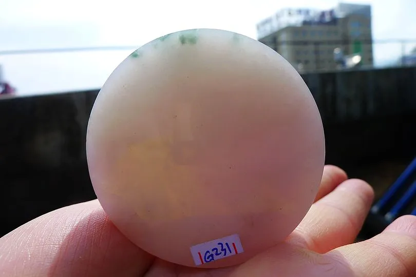 Natural Jade Rough Jadeite Raw (135g,5.6X5.6X1.55cm)
