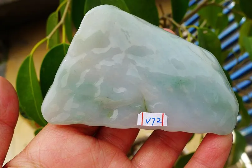 Natural Jade Rough Jadeite Raw (136g,8.2X5.4X2cm)
