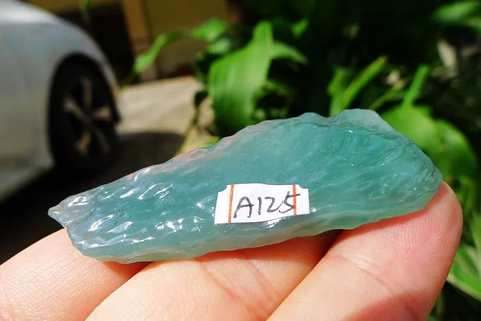 Natural Jade Rough Jadeite Raw (18.8g,5.9X2.4X0.8cm)