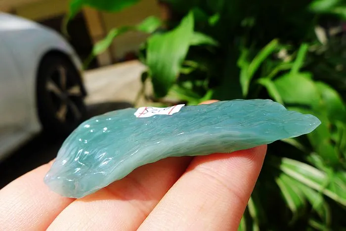Natural Jade Rough Jadeite Raw (18.8g,5.9X2.4X0.8cm)