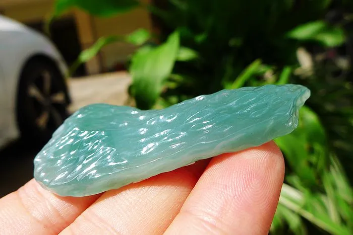 Natural Jade Rough Jadeite Raw (18.8g,5.9X2.4X0.8cm)
