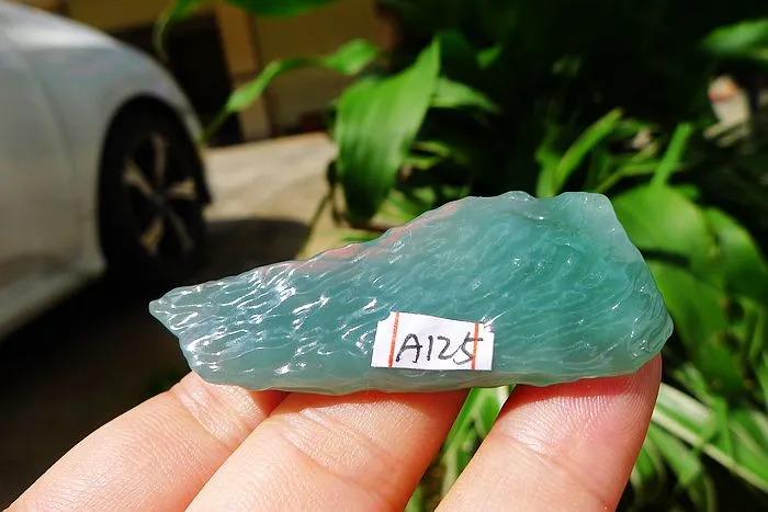 Natural Jade Rough Jadeite Raw (18.8g,5.9X2.4X0.8cm)