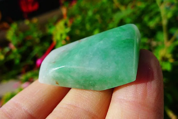 Natural Jade Rough Jadeite Raw (18g,3.2X2.3X1.1cm)