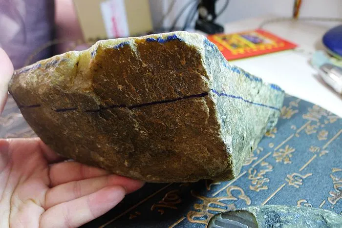 Natural Jade Rough Jadeite Raw (2.16kg,19X13.8X6.3cm)