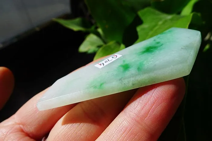 Natural Jade Rough Jadeite Raw (25g,7.2X3.1X0.55cm)