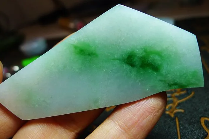 Natural Jade Rough Jadeite Raw (25g,7.2X3.1X0.55cm)