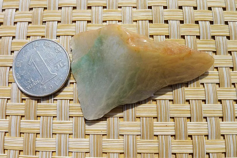 Natural Jade Rough Jadeite Raw (34g,5.5X3.X1.8cm)