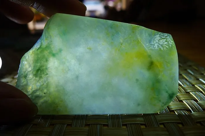 Natural Jade Rough Jadeite Raw (47g,6.6X4.2X0.7cm)