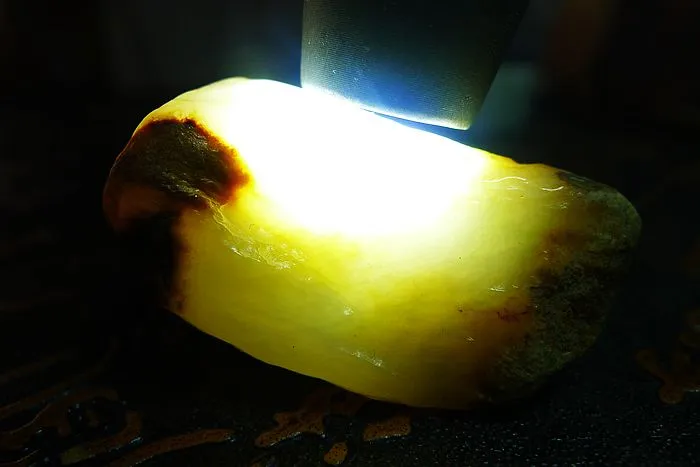 Natural Jade Rough Jadeite Raw (70g,5.8X3.1X2.1cm)