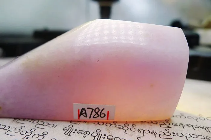 Natural Jade Rough Jadeite Raw (74g,7.4X3X1.6cm)