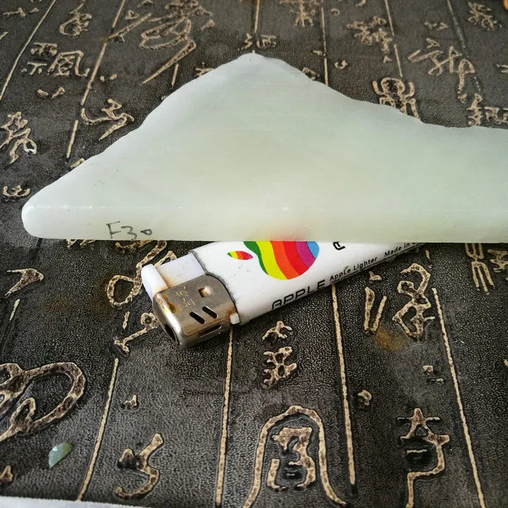 Natural Kunlun Jade Rough Nephrite Raw (236g, 19X7X1.2cm)