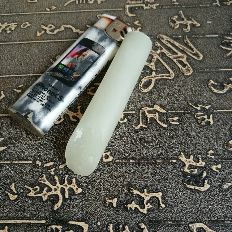 Natural Kunlun Jade Rough Nephrite Raw (44g, 8X1.6cm)