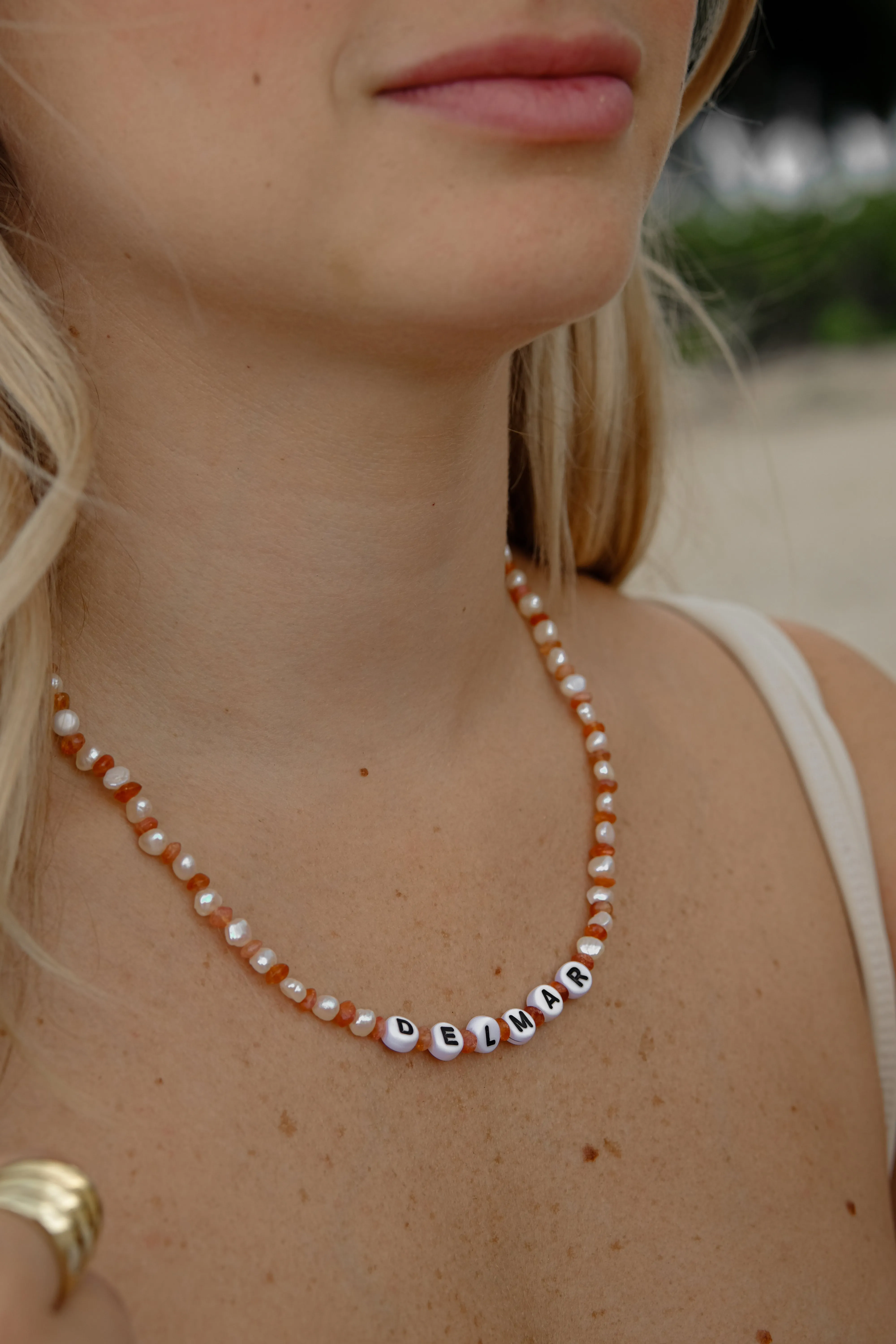 ¡Qué Mono! Necklace