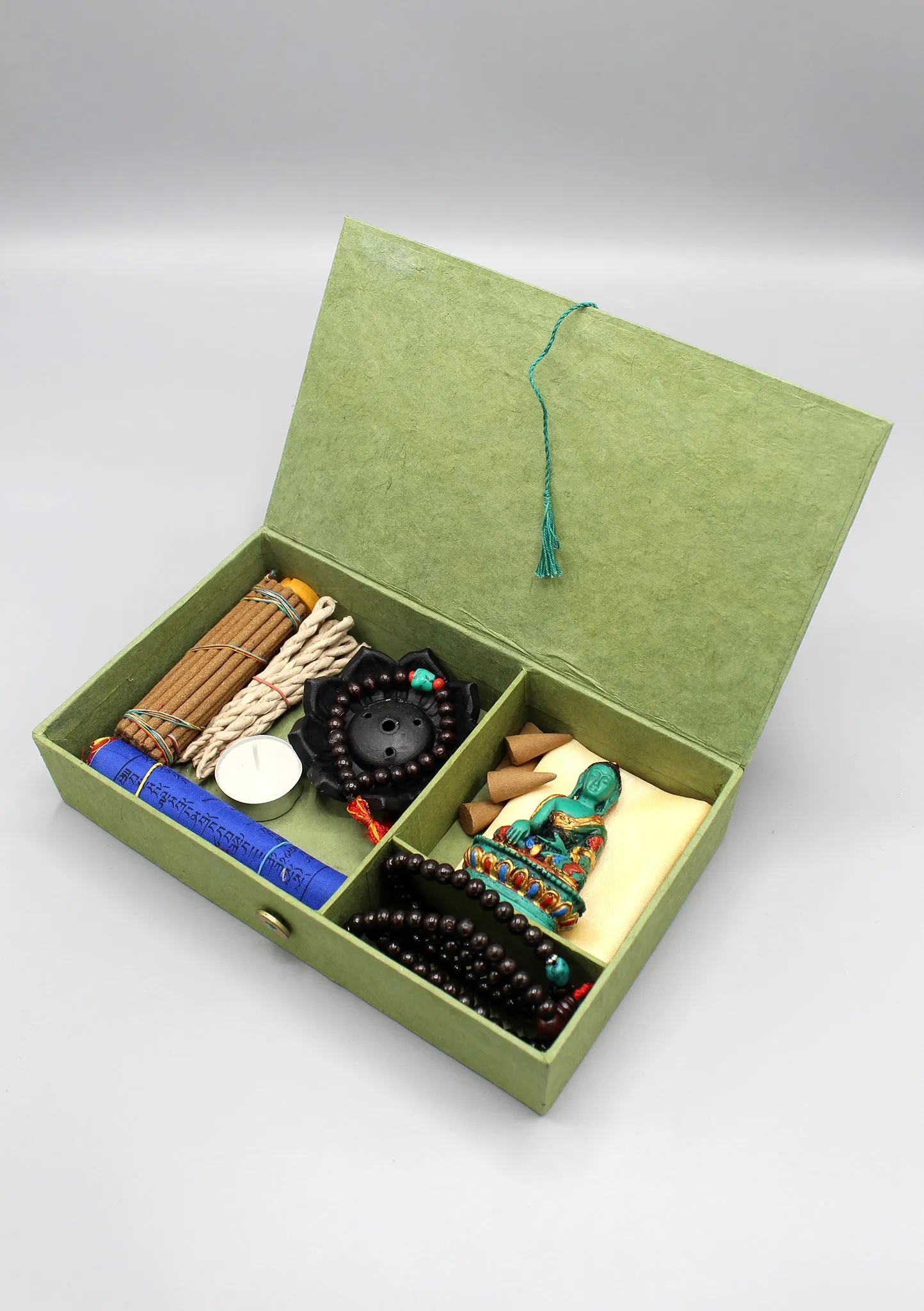 Shakyamuni Buddha Statue, Mala and Incense Buddhist Zen Gift Box
