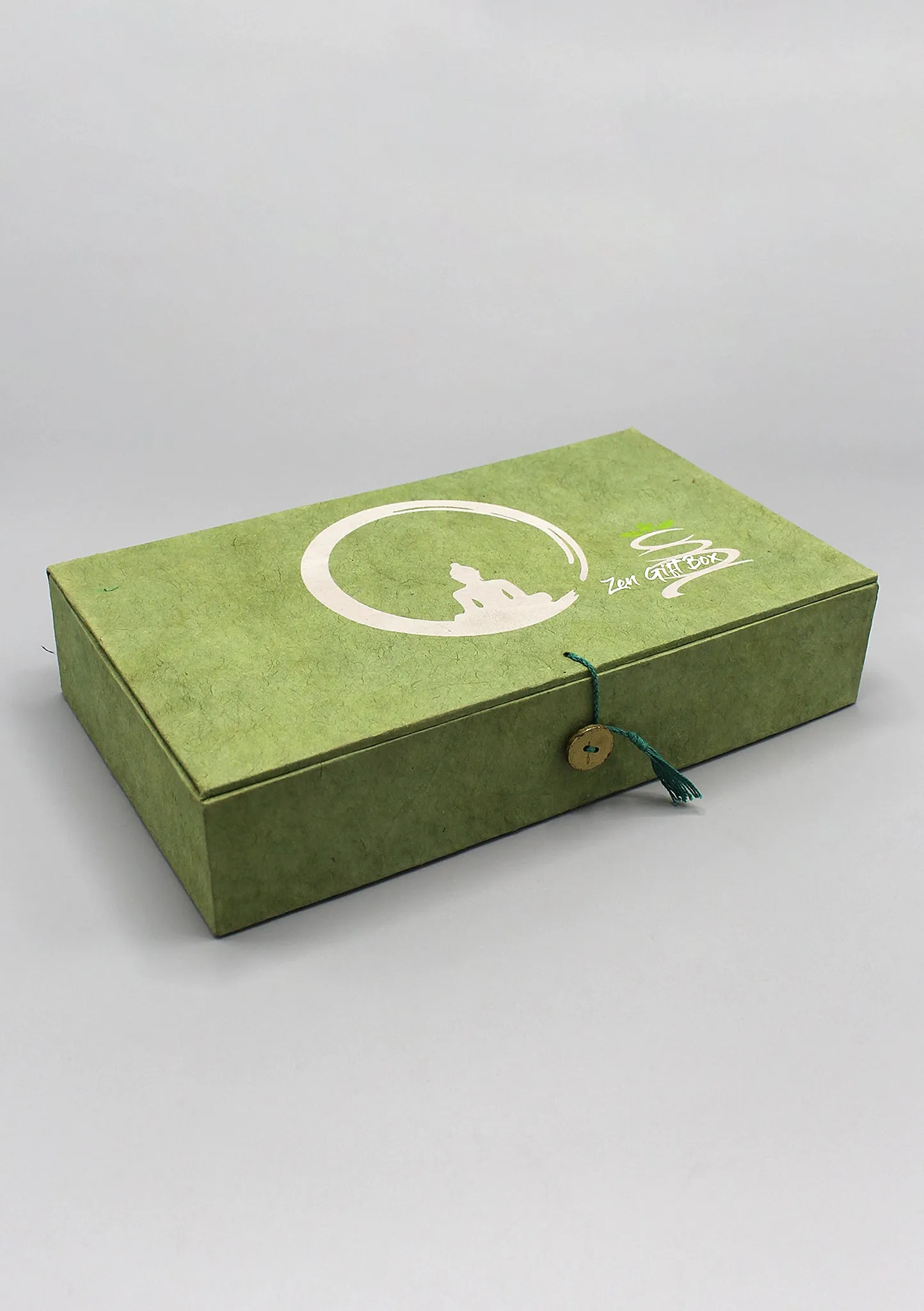 Shakyamuni Buddha Statue, Mala and Incense Buddhist Zen Gift Box